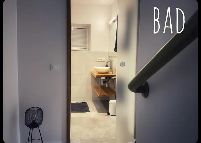 Gemuetliches Mit Moselblick * רייל